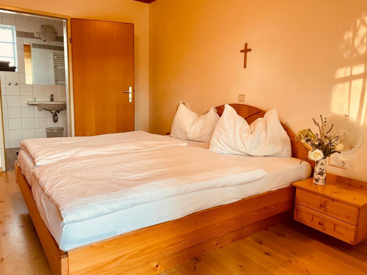 Pension Gartner Wallern im Burgenland ภายนอก รูปภาพ