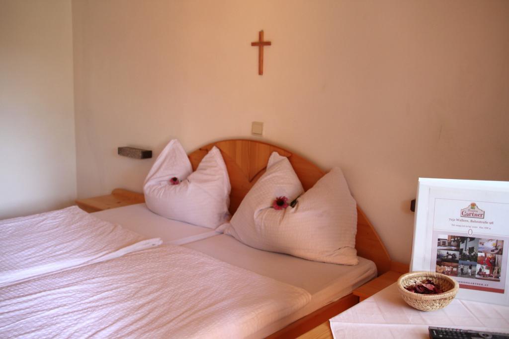 Pension Gartner Wallern im Burgenland ภายนอก รูปภาพ