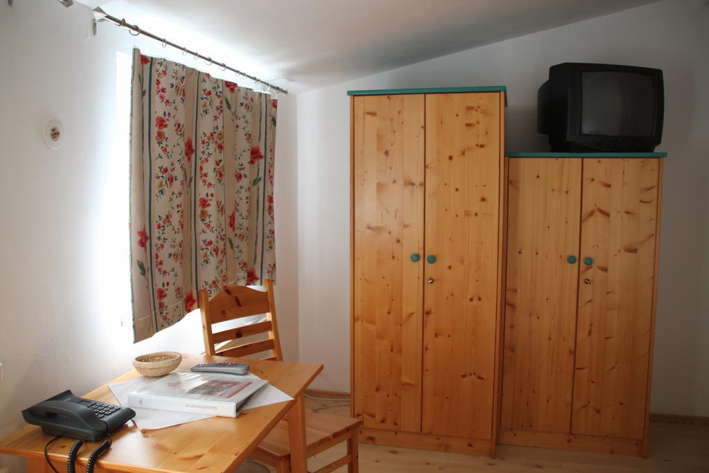 Pension Gartner Wallern im Burgenland ภายนอก รูปภาพ