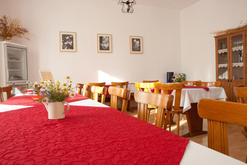 Pension Gartner Wallern im Burgenland ภายนอก รูปภาพ